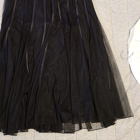 Cartise black mesh overlay dress gown size 12 - Picture 5 of 7